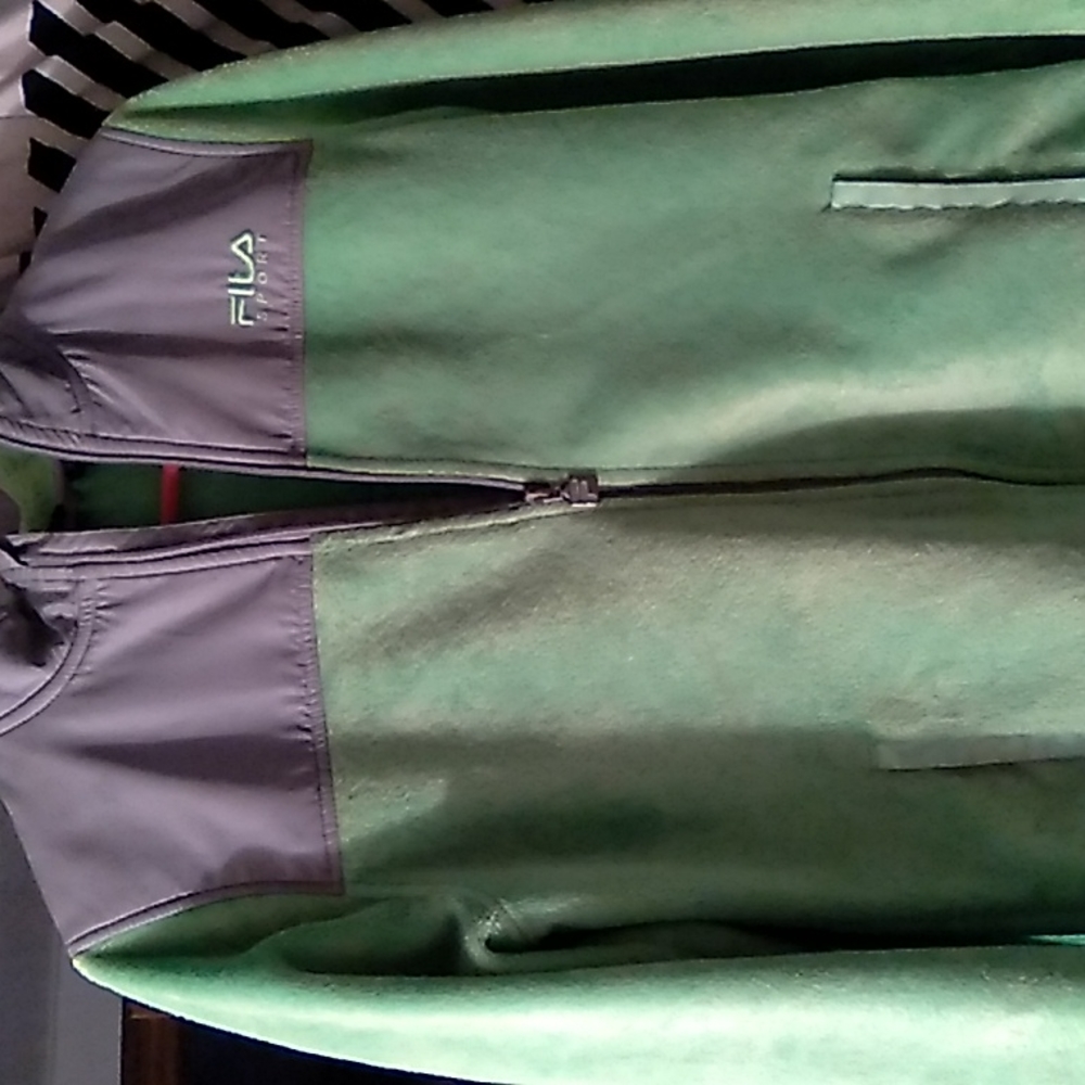 Fila zip up